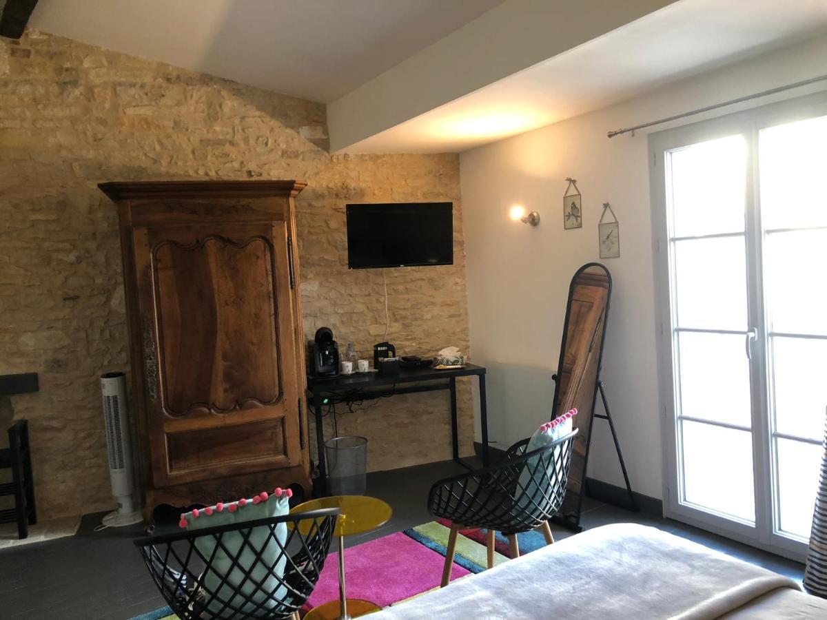 Les Halles Chambre D'Hotes Verteuil-sur-Charente Екстериор снимка