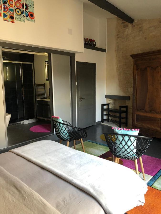 Les Halles Chambre D'Hotes Verteuil-sur-Charente Екстериор снимка