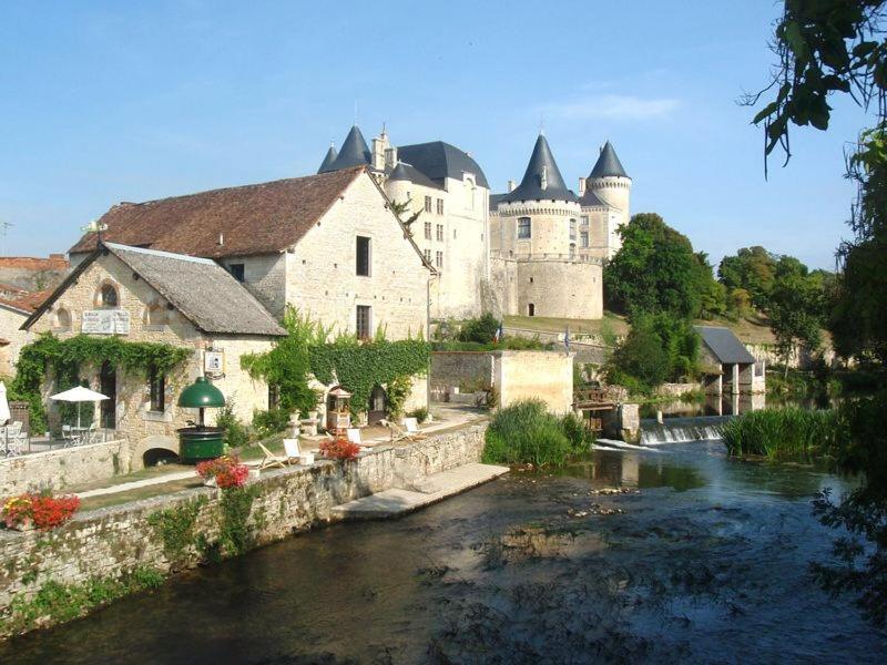 Les Halles Chambre D'Hotes Verteuil-sur-Charente Екстериор снимка