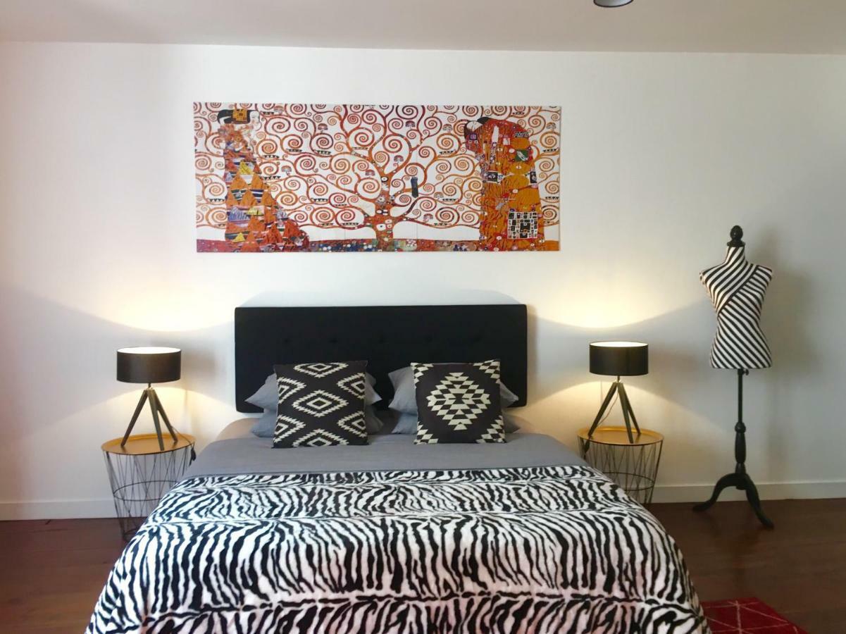 Les Halles Chambre D'Hotes Verteuil-sur-Charente Екстериор снимка
