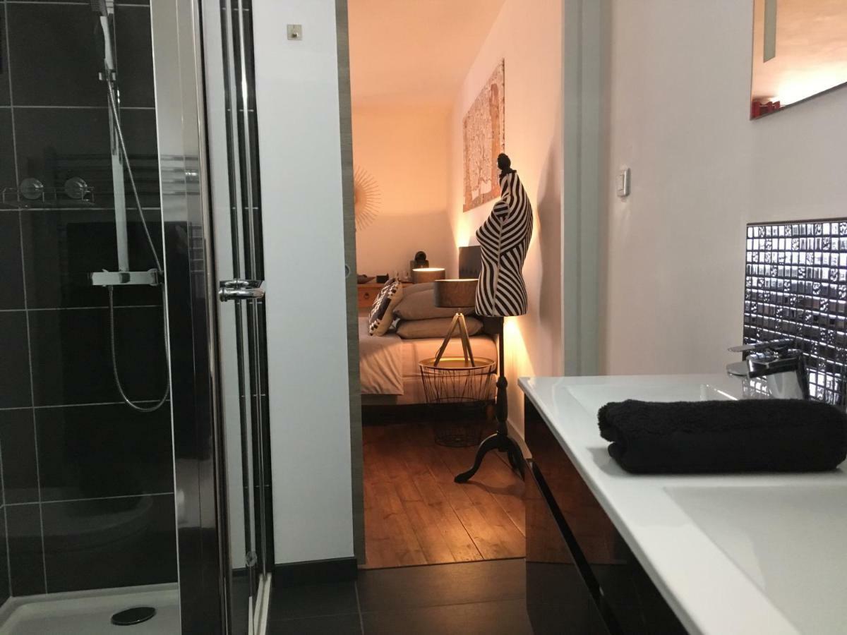 Les Halles Chambre D'Hotes Verteuil-sur-Charente Екстериор снимка